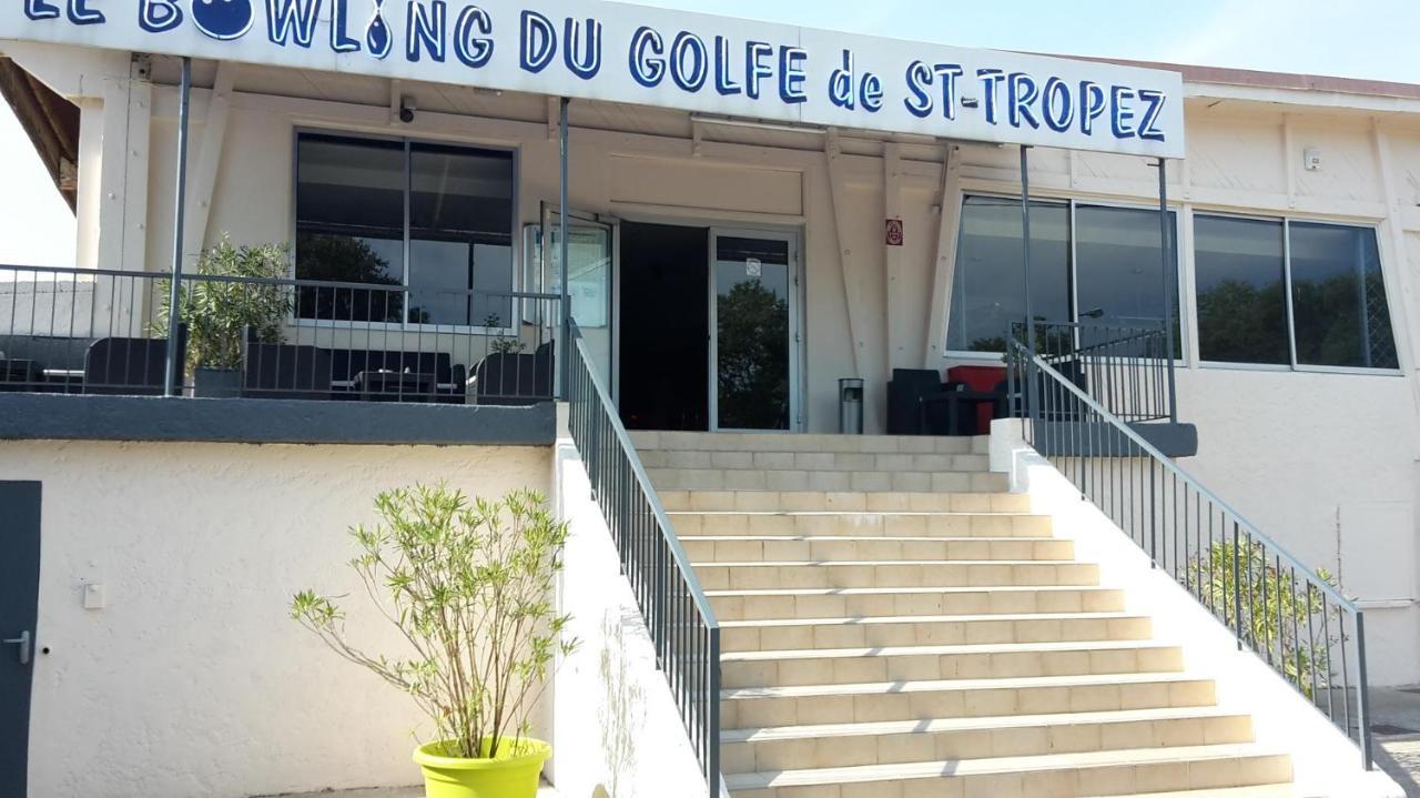 Front De Mer Golfe De Saint-Tropez 생트막시메 외부 사진